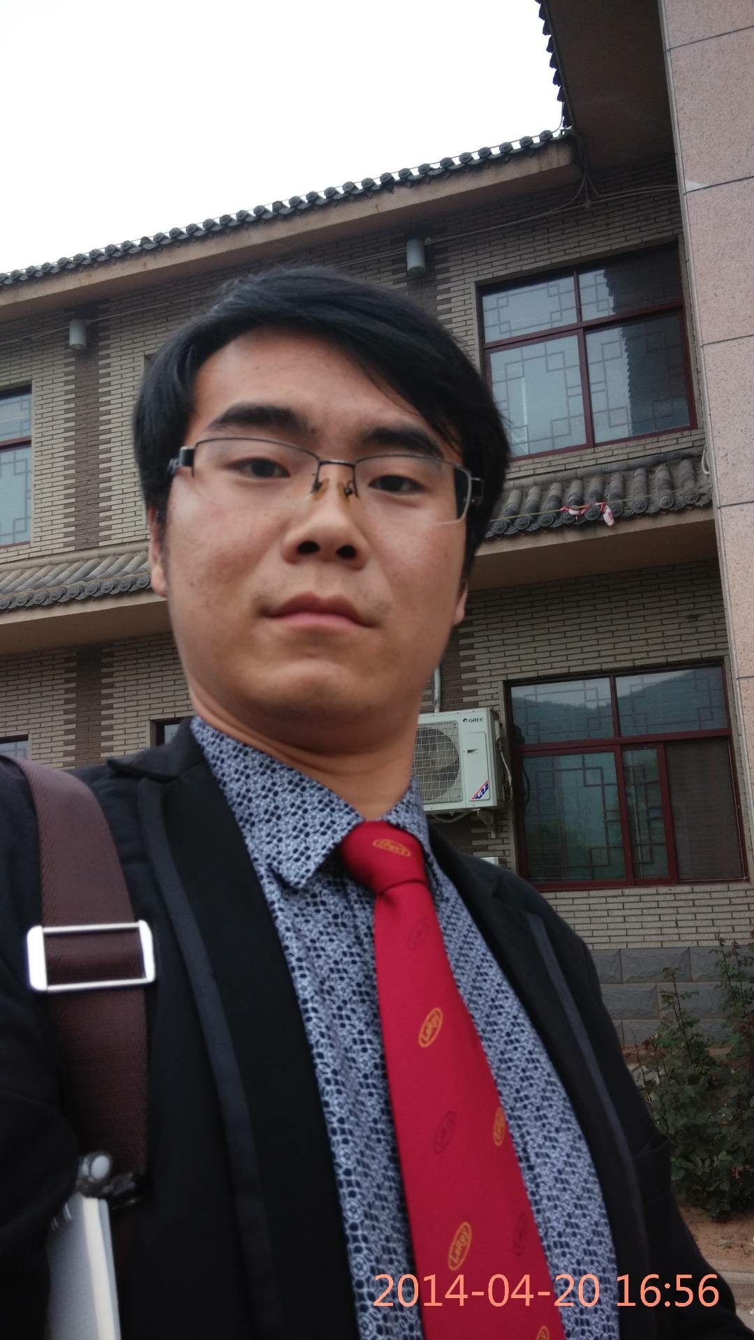 风轻抚